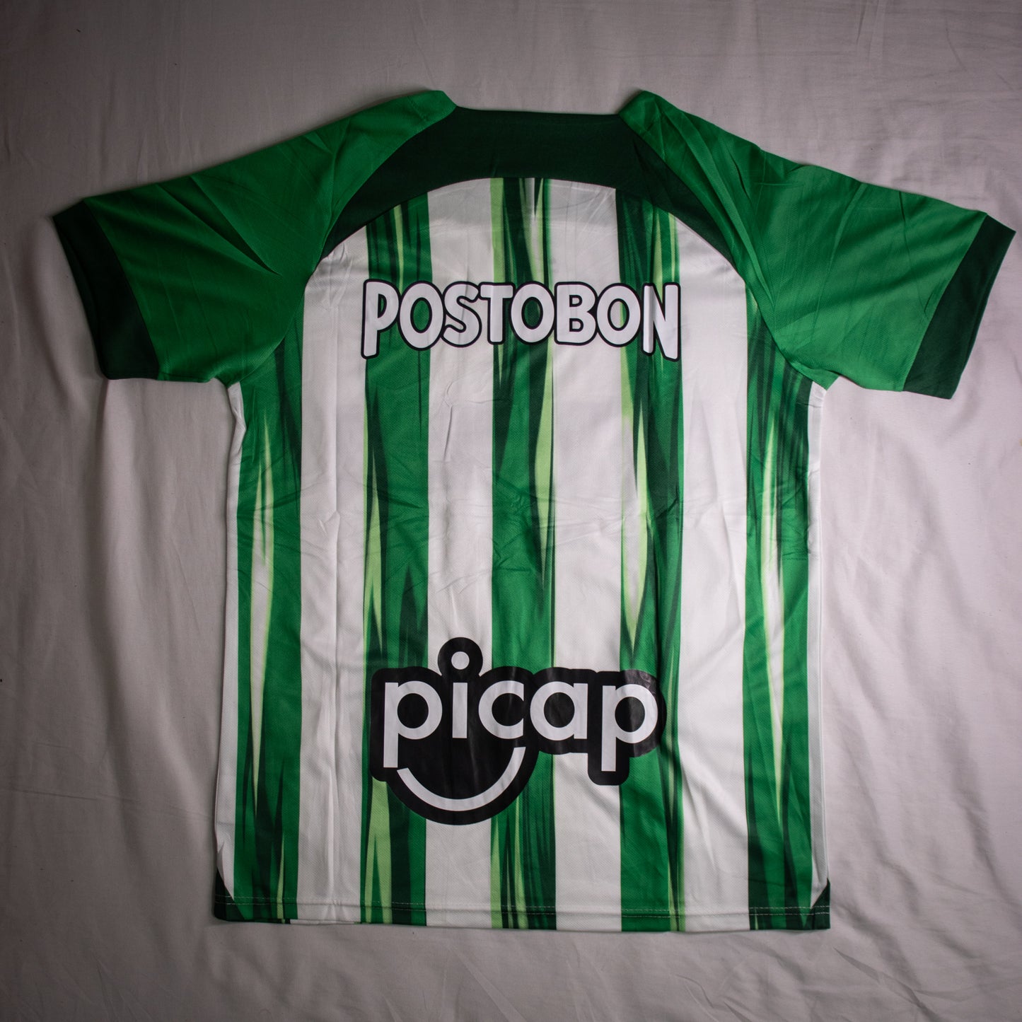 Camiseta de Atletico Nacional Personalizable – Réplica de Calidad